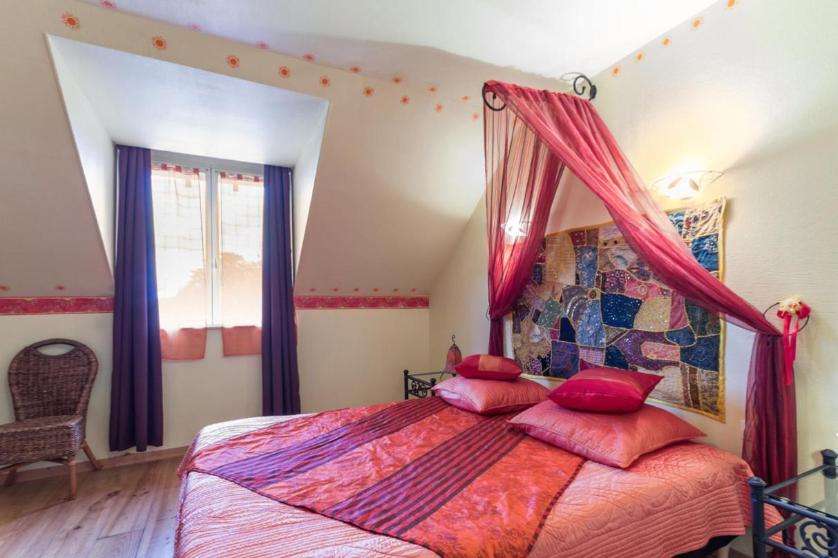 Les Trois Cornets Hotel Saint-Ouen-des-Champs Екстериор снимка